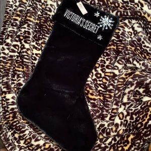 VICTORIAS SECRETS black velvet stocking